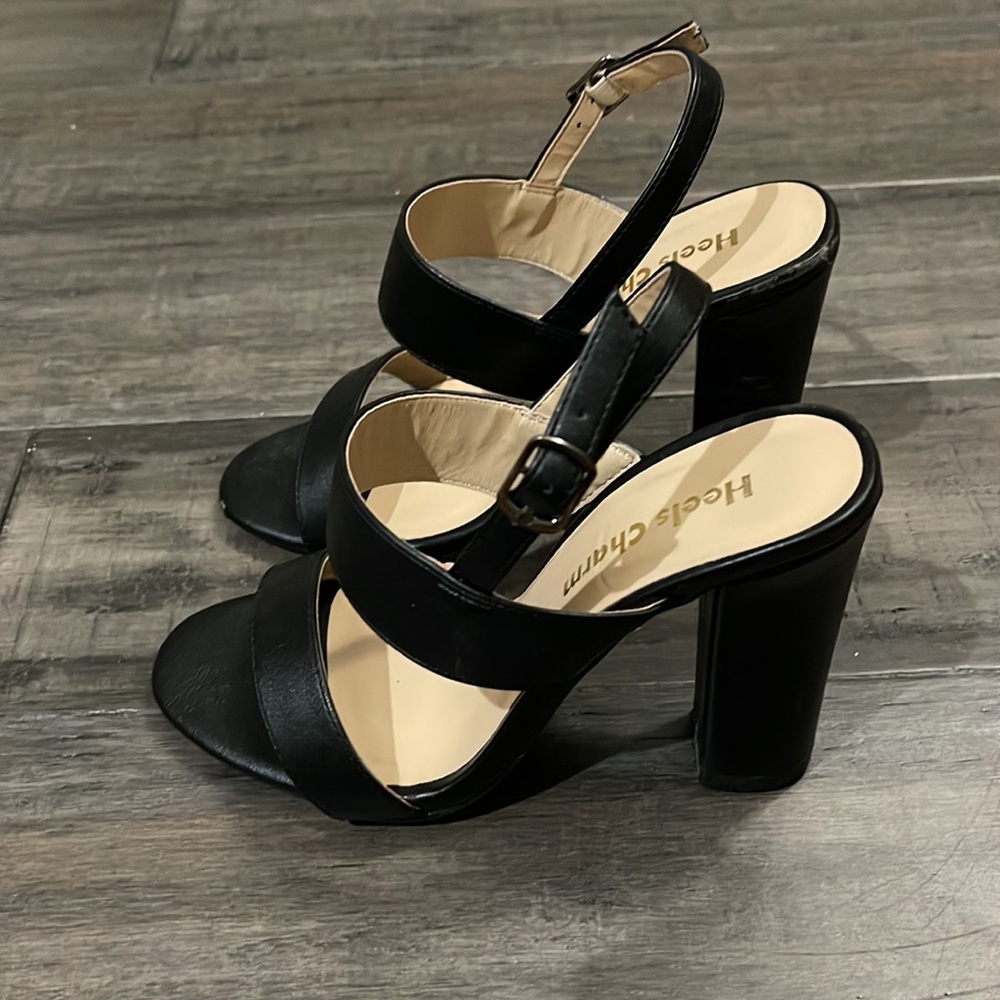 Black Block Heels - Picture 4 of 8
